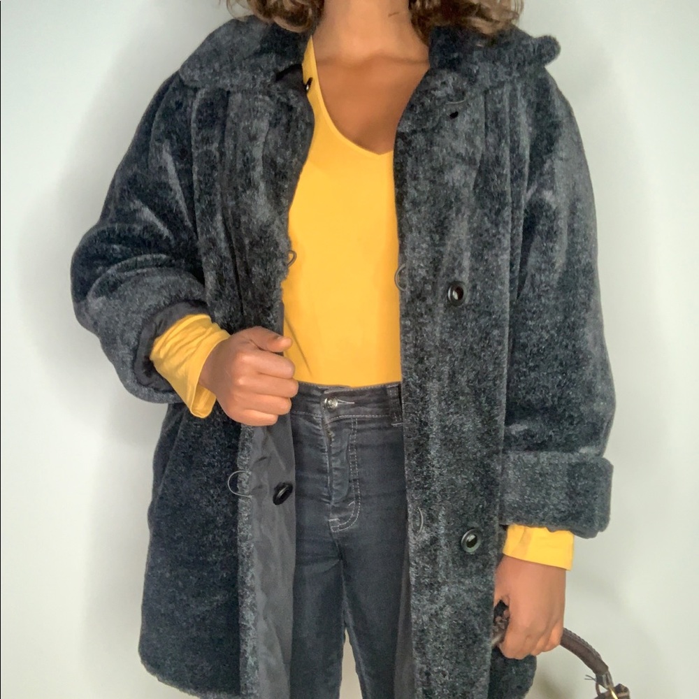 🔥WINTER-ready reversible coat 🔥 - Picture 4 of 7